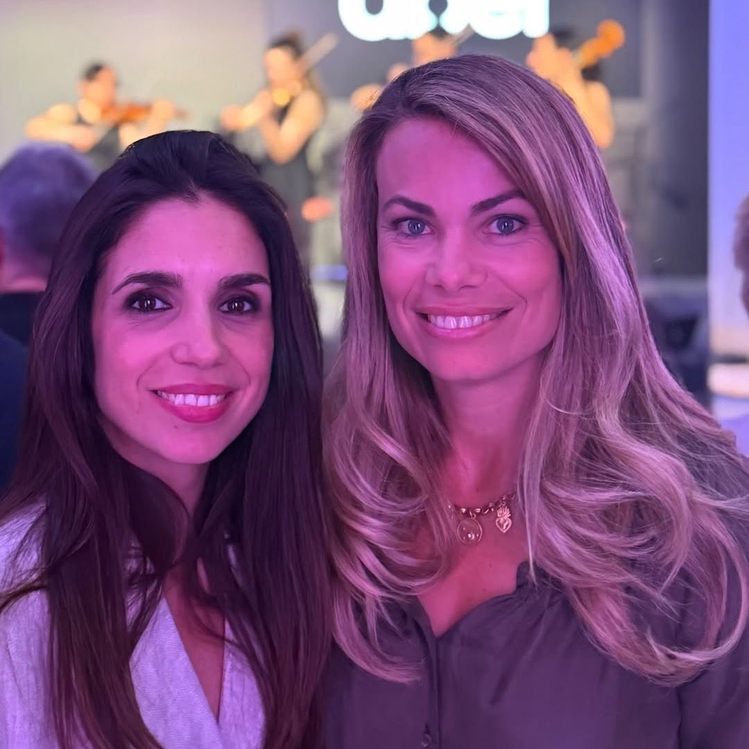 El evento que ha reunido a Carla Goyanes y Elena Furiase en Madrid: "Encuentros que hacen ilusión"