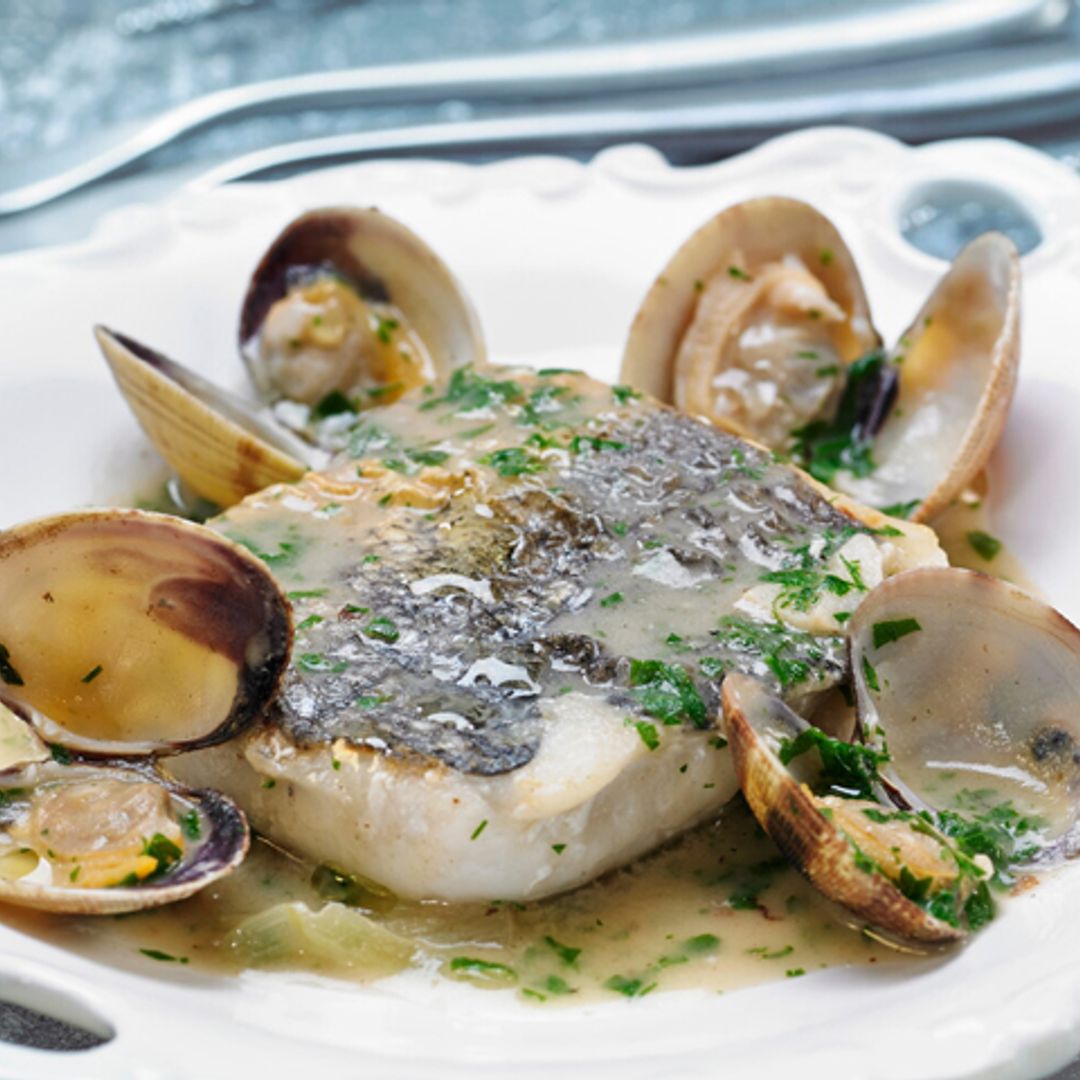 Bacalao fresco con almejas