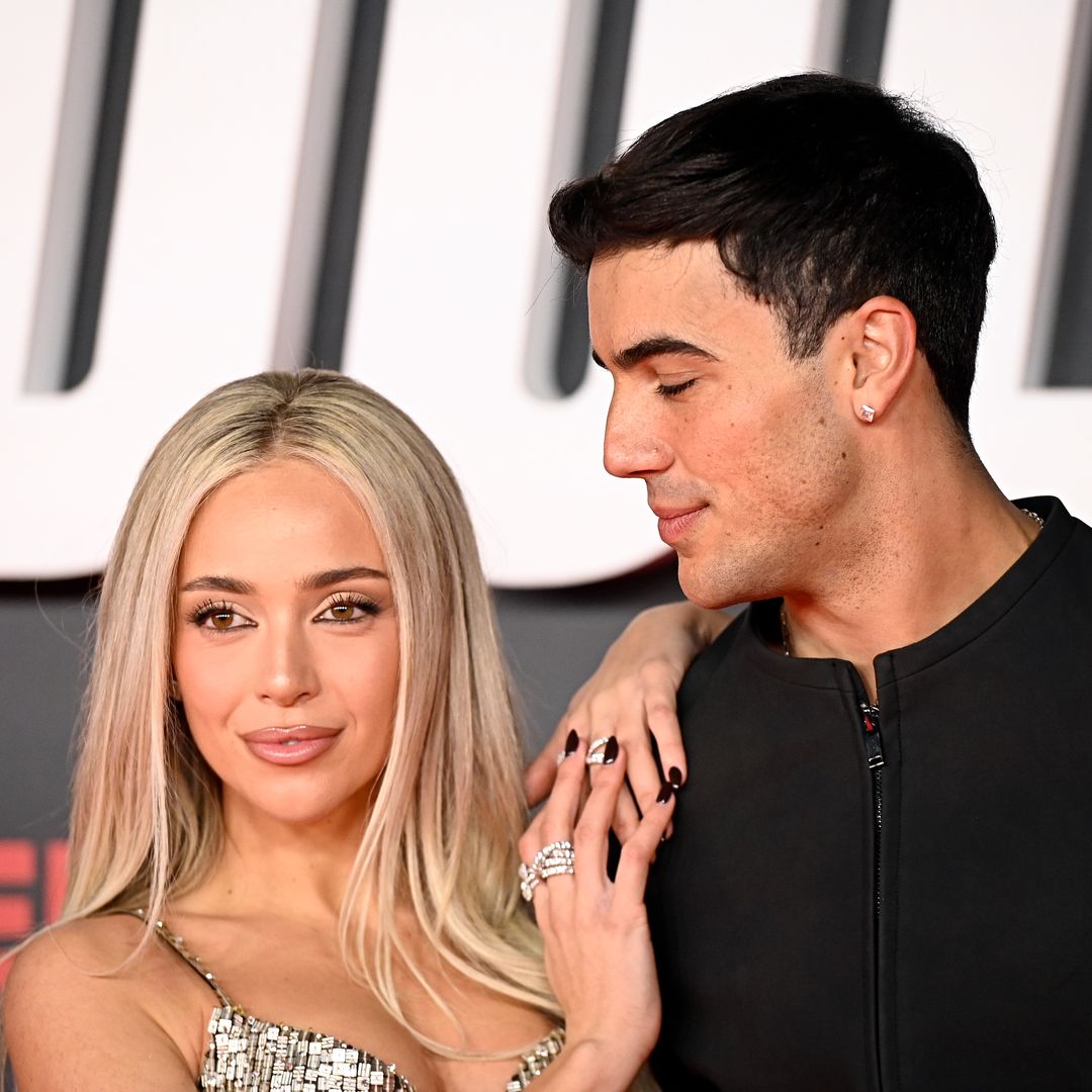 Ana Mena y Óscar Casas, Luis Tosar y Luisa Mayol… El amor revoluciona los Goya: de las parejas confirmadas a las que harán su debut en la alfombra roja