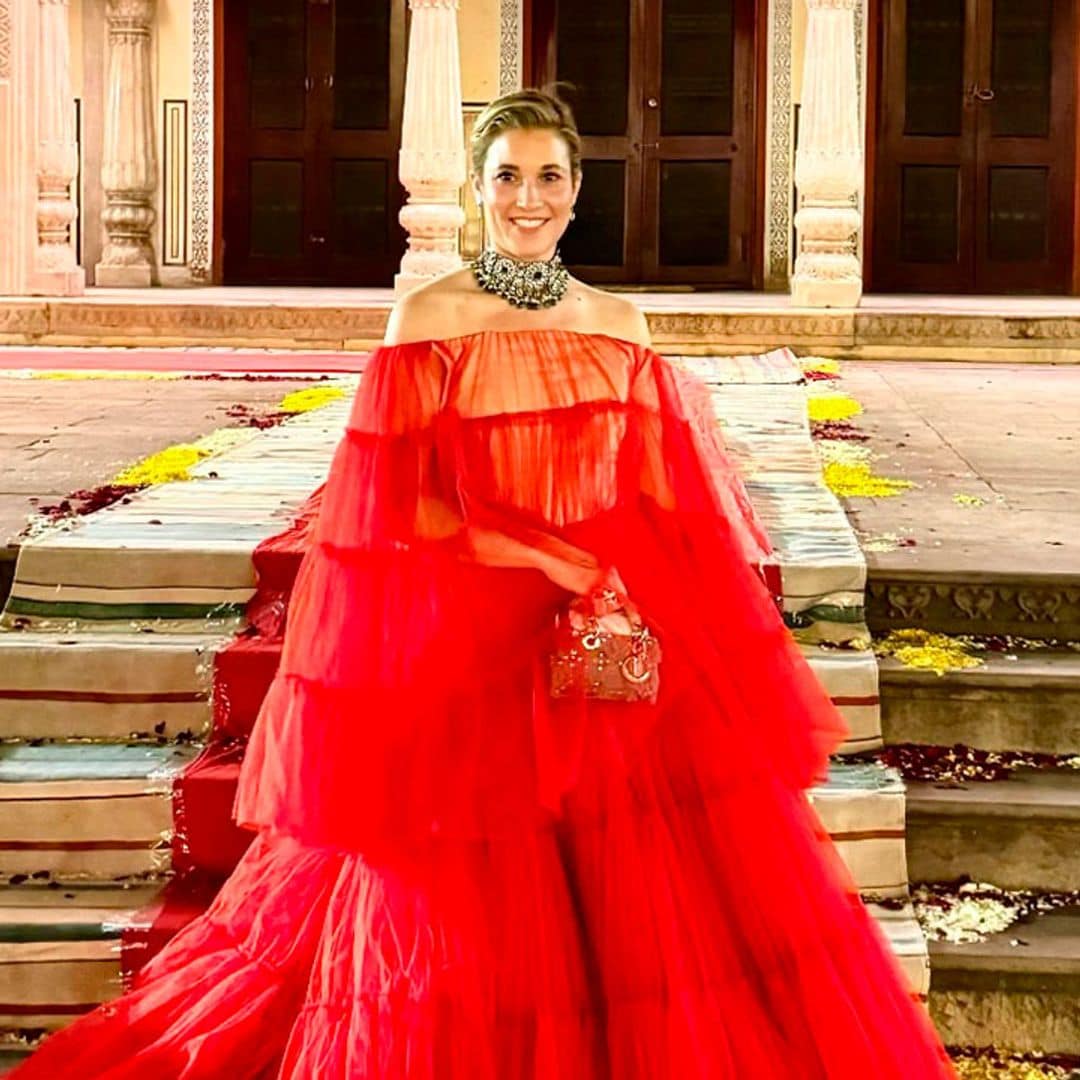 El fabuloso vestido de invitada con el que Inés de Cominges ha deslumbrado en la India