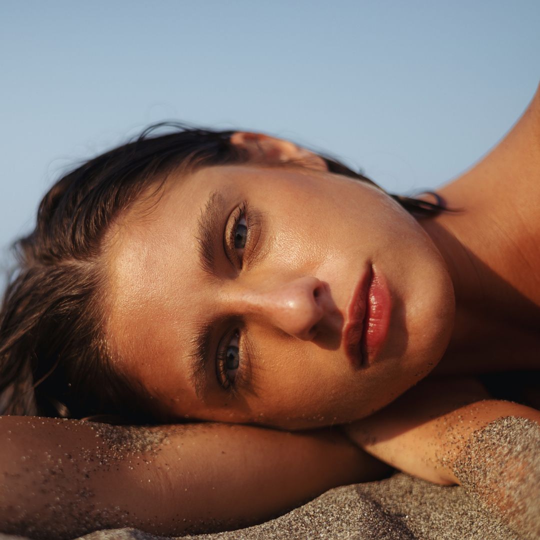 Soy experta en compras de belleza y he probado los 4 autobronceadores faciales mejor valorados