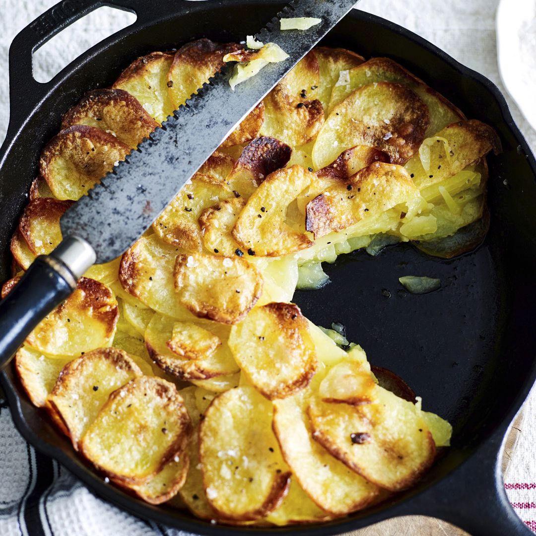 Con nombre de mujer y solo dos ingredientes: así son las patatas francesas más ricas y vistosas