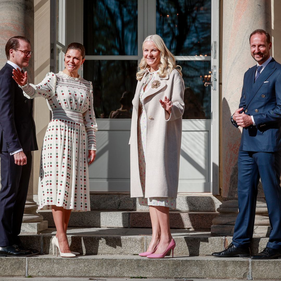 Mette-Marit de Noruega y su nueva dinámica: invitada de último minuto también en Suecia