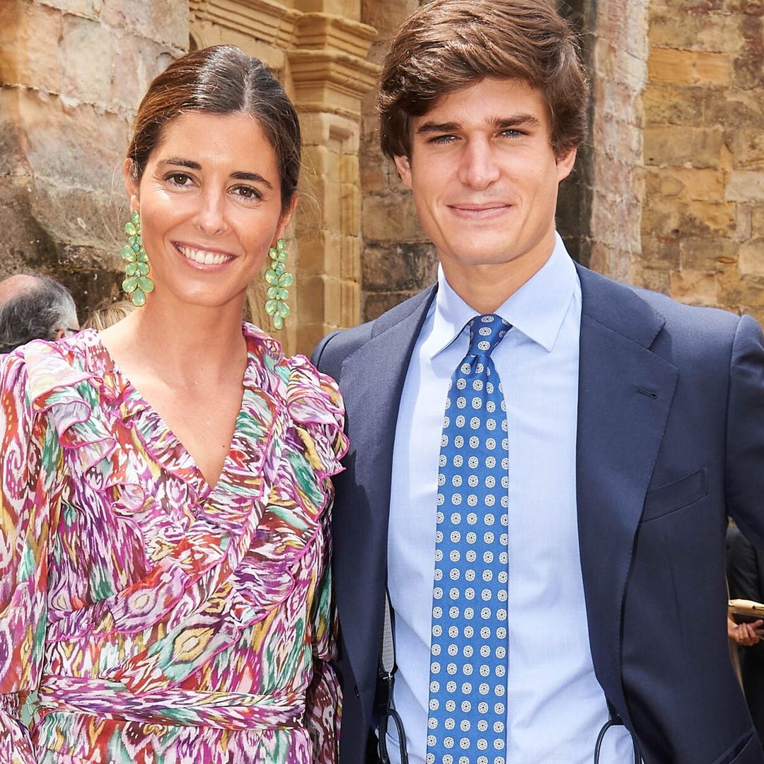 Los Condes de Osorno en la romántica boda de Inés Pérez-Pla y Alberto Pablos en Comillas