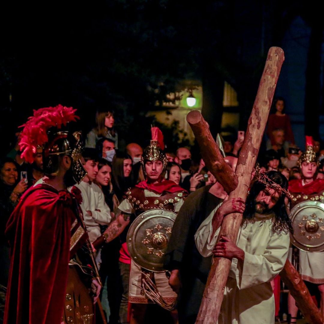 La Pasión de Cristo en Chinchón. Representación en el centro histórico en Semana Santa.