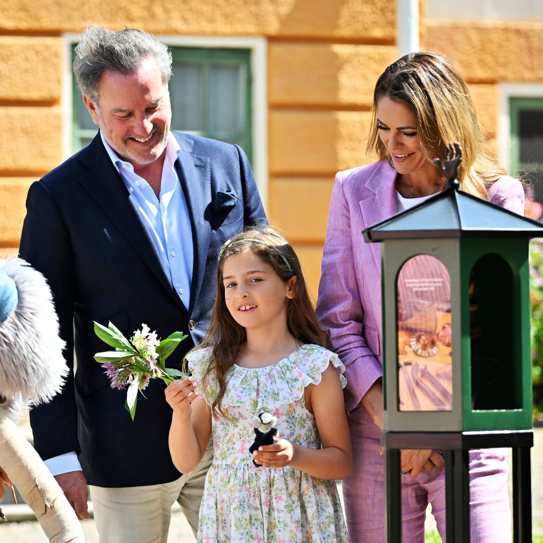 La princesa Adrienne de Suecia, el orgullo de sus padres en su primer acto oficial