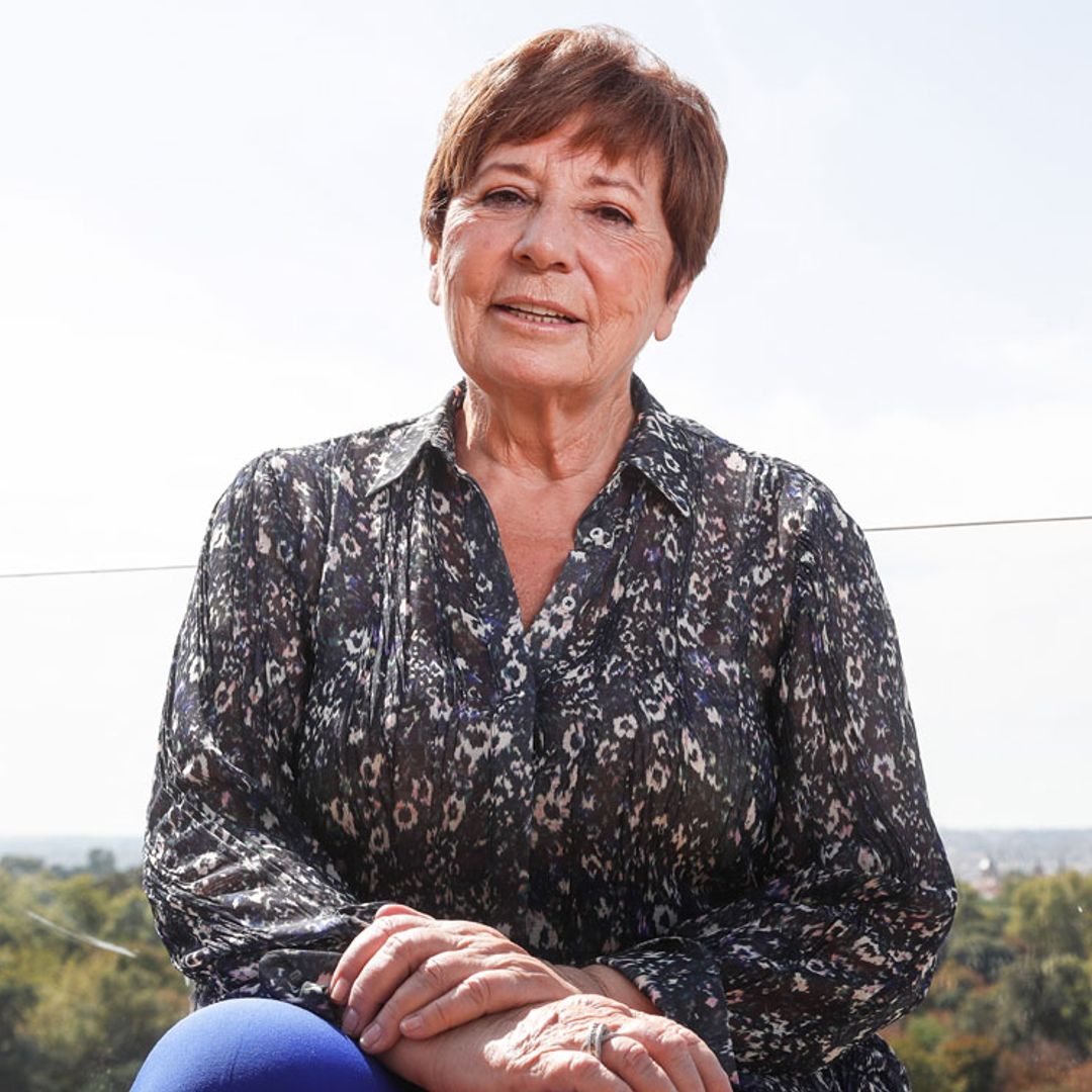 Celia Villalobos recuerda su merienda con la Reina y le lanza más de un piropo: 'El Rey es lo que es gracias a ella'