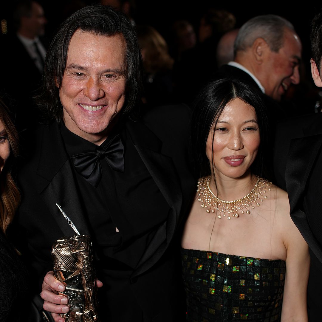 Jim Carrey se casa por sorpresa con su novia surcoreana, 31 años menor que él