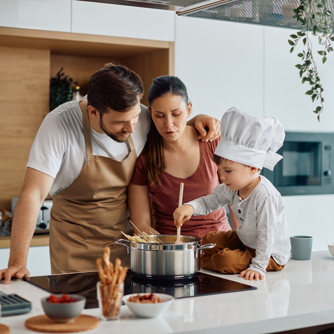 Blanca Núñez de la Torre, pediatra: “La piel de los niños es muy fina y se daña con facilidad, por lo que una quemadura leve puede volverse más profunda rápido”