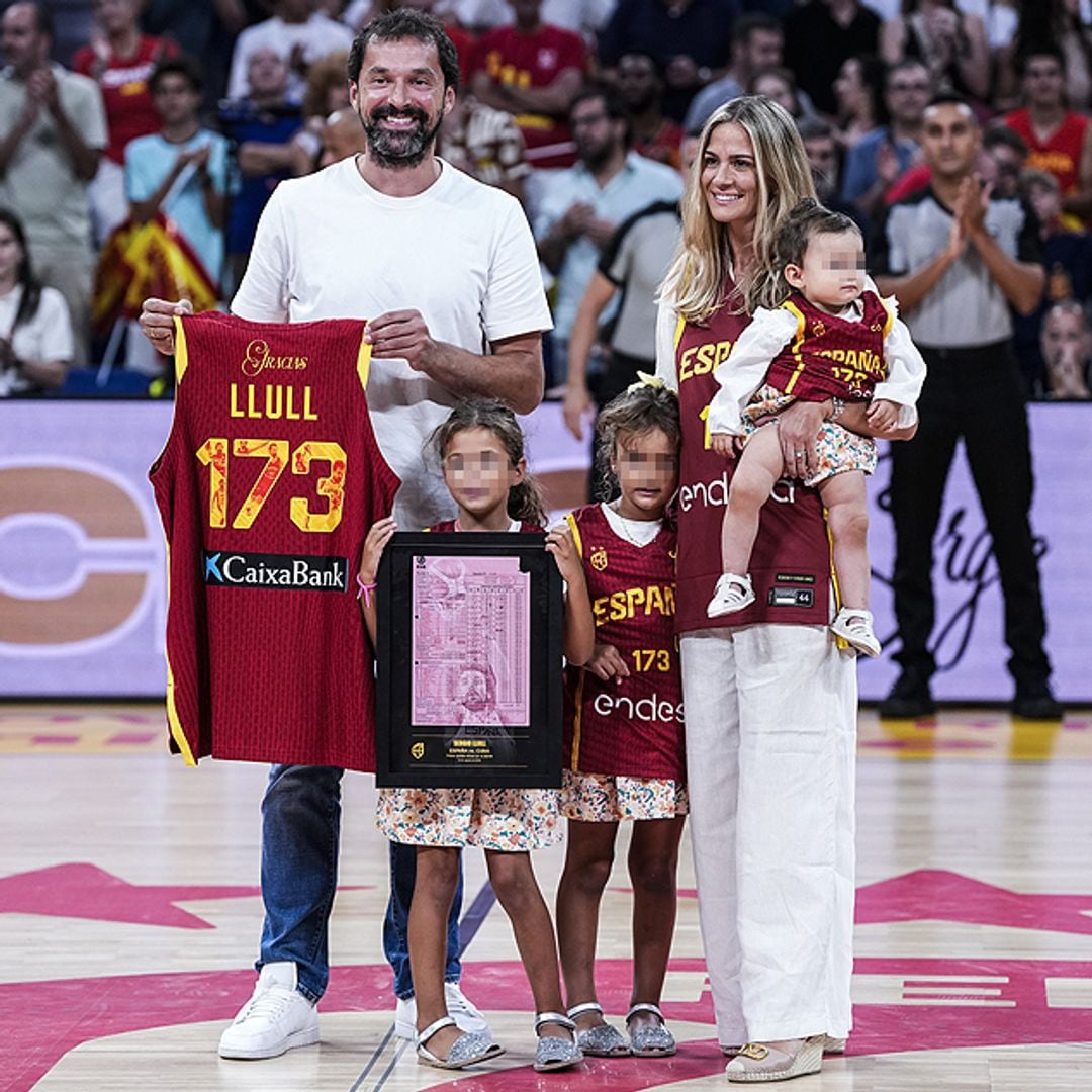 Sergio Llull recibe un homenaje inolvidable arropado por su familia al completo, y sus hijas acaparan todas las miradas