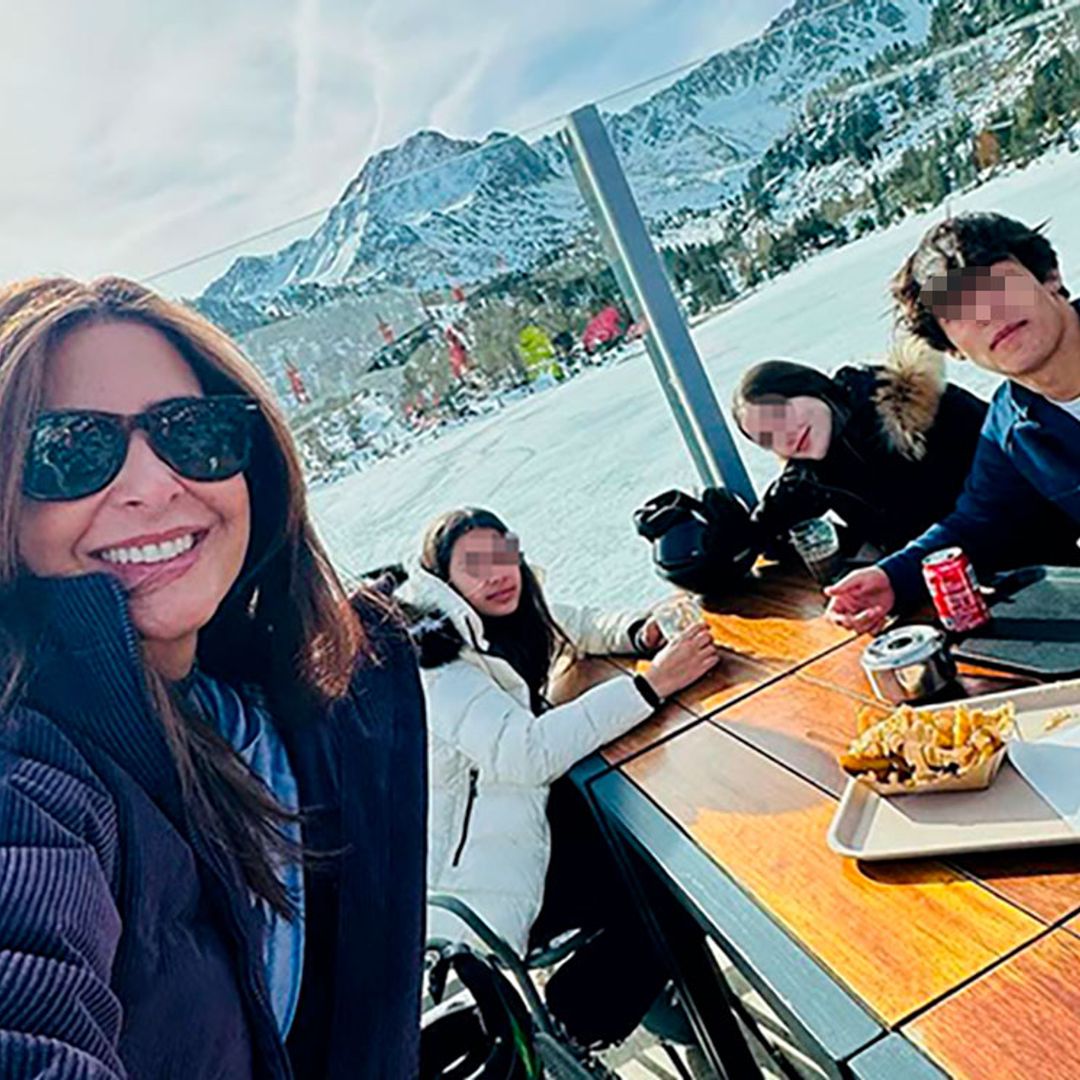 La escapada de Nuria Roca con su padre, su hermana y sus hijos, pero ¿dónde está Juan del Val?