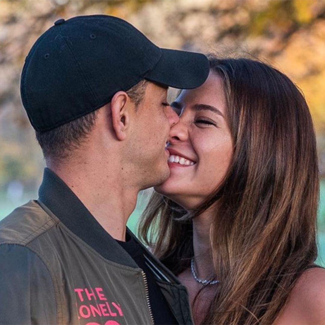 Chicharito anuncia que va a ser padre con la modelo Sarah Kohan