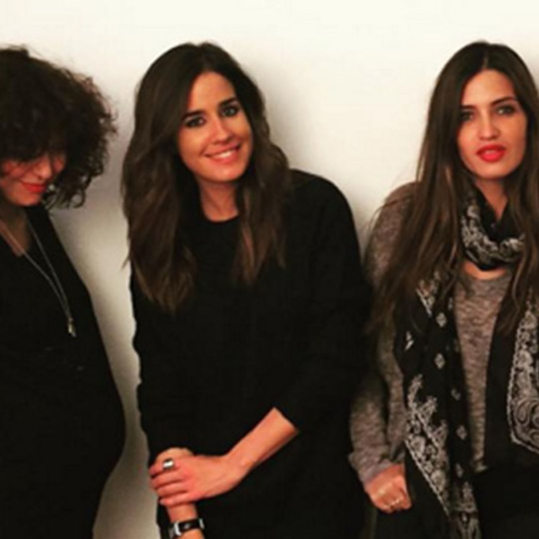 Sara Carbonero, divertida premamá en la 'baby shower' de una amiga