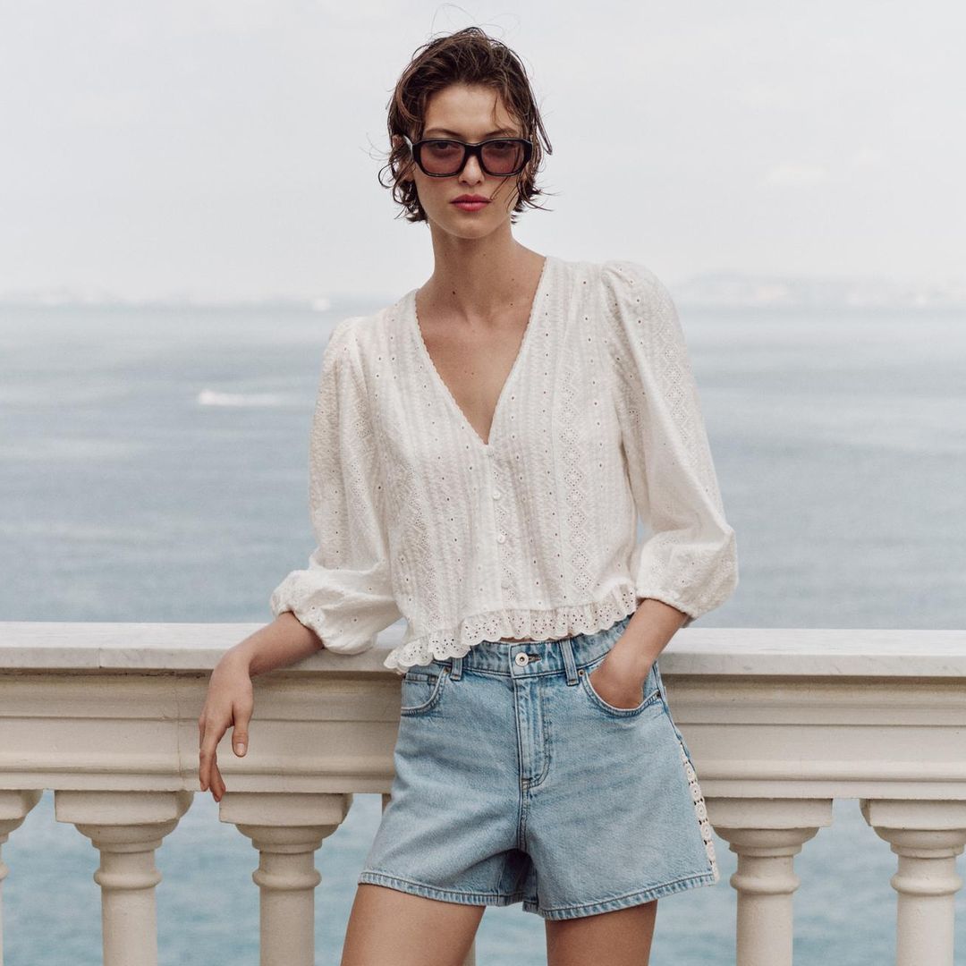 Aterrizan en Zara 5 blusas fresquitas y muy elegantes ideales para ir a la oficina en verano