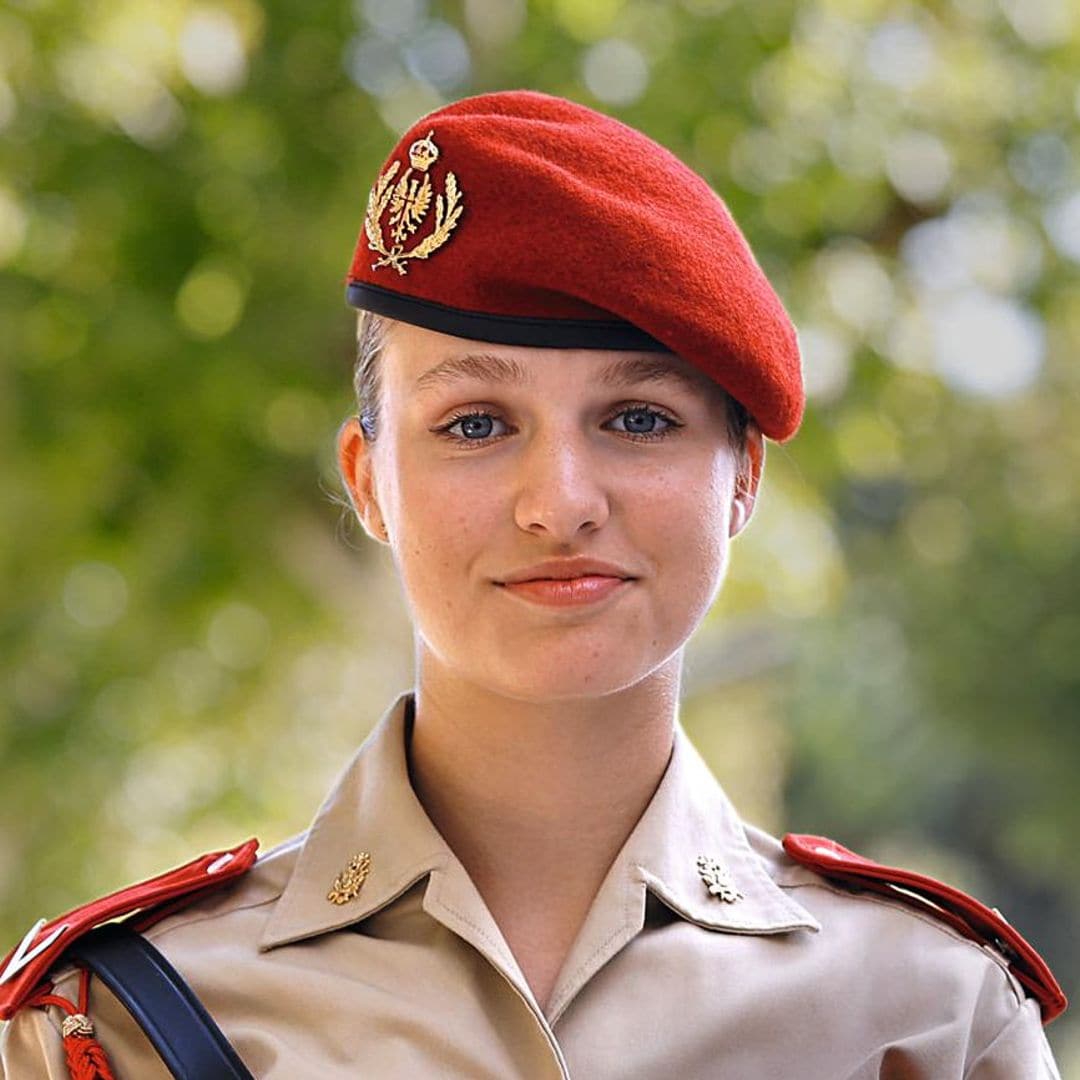 El gran cambio de la princesa Leonor: las imágenes más impactantes de su vida en el ejército