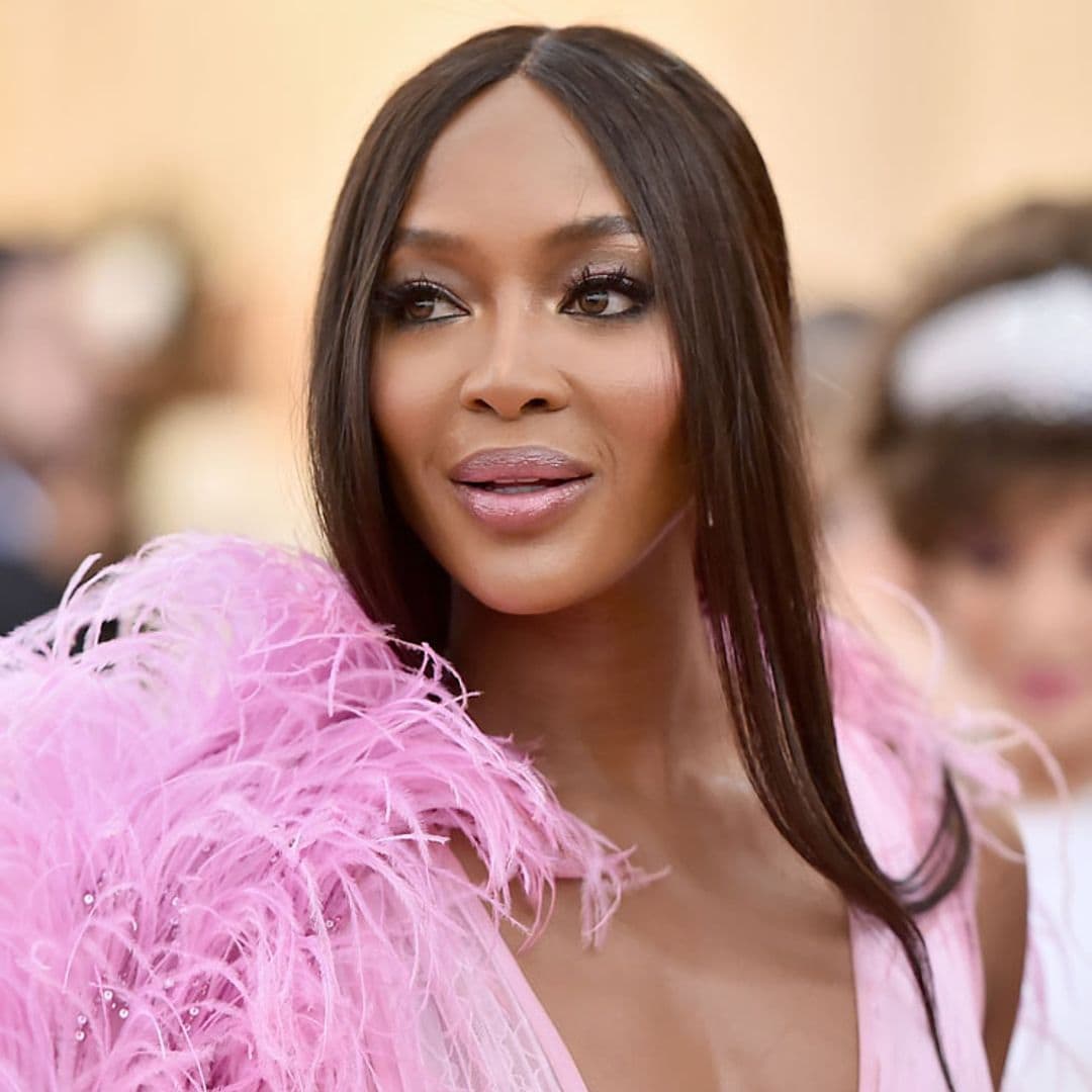 Naomi Campbell y otras 'celebrities' que fueron mamás a los 50