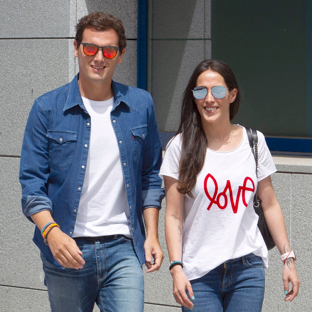 Albert Rivera habla en TVE de su relación con Malú y Mariona Saperas, madres de sus hijas: "Soy afortunado"