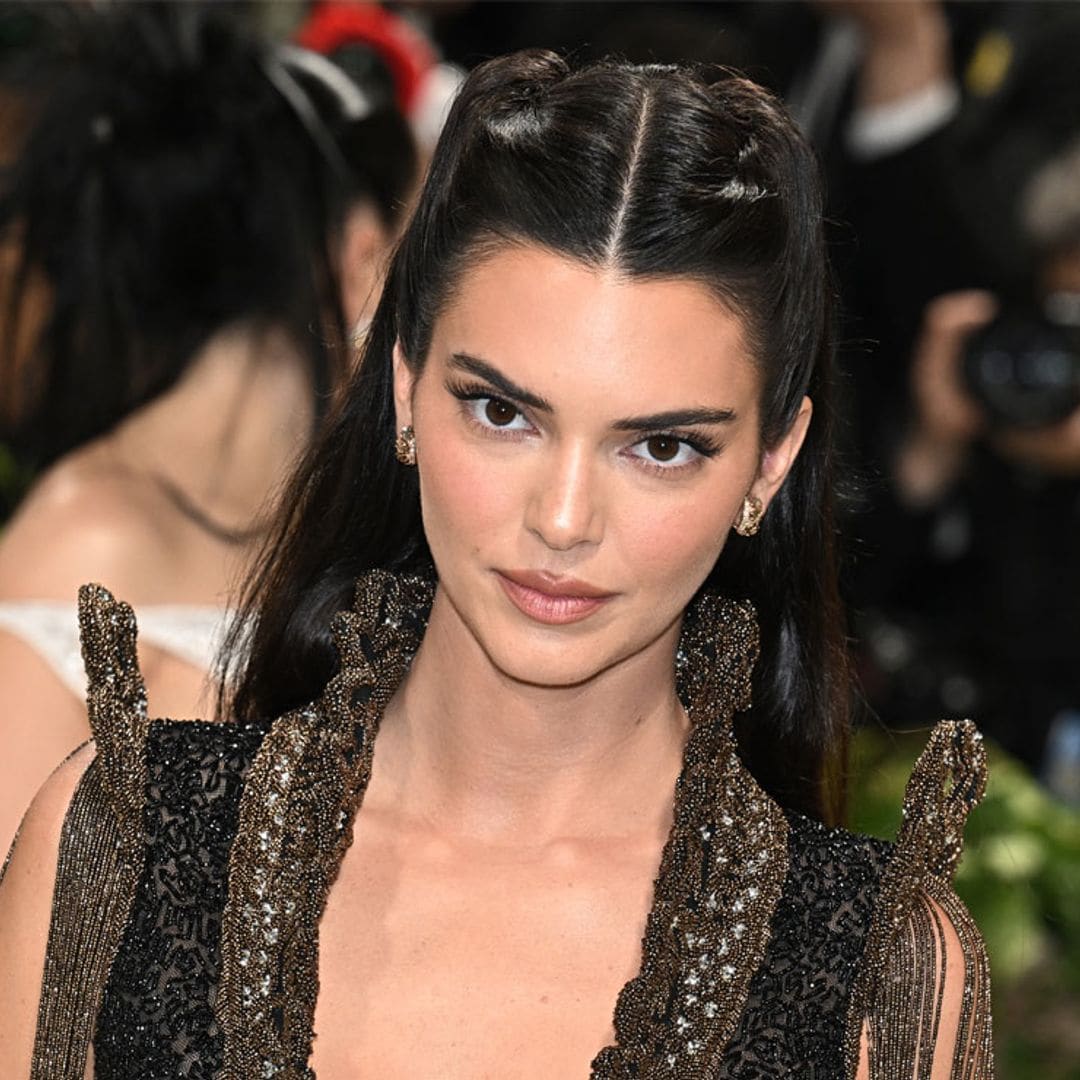 La noche en la que Kendall Jenner triunfó con tres escotes imposibles en la MET Gala 2024