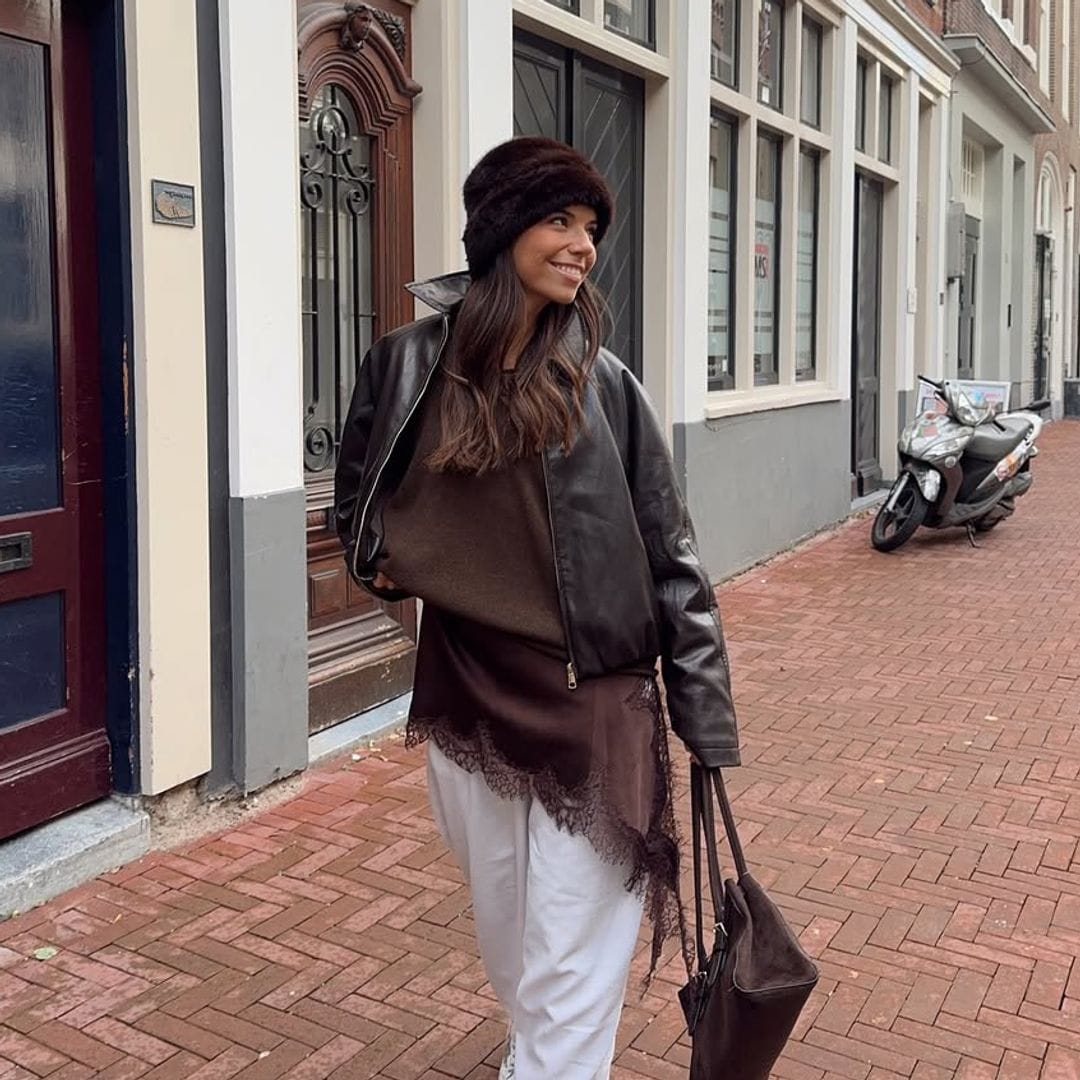 Esta es la cazadora que veo cada domingo a las chicas más cool cuando voy de brunch por Malasaña