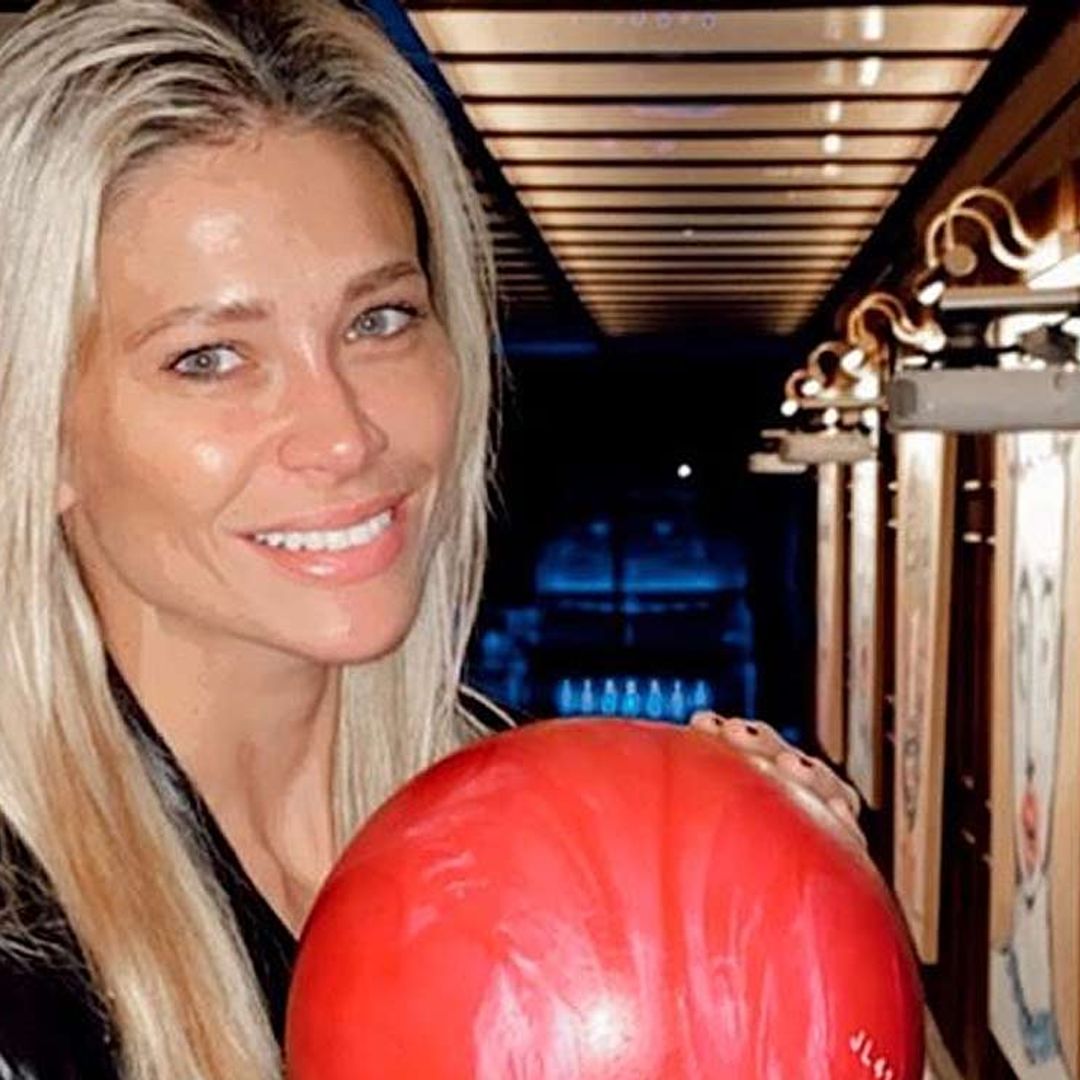 Carla Pereyra presume de puntería y demuestra su pericia con los bolos