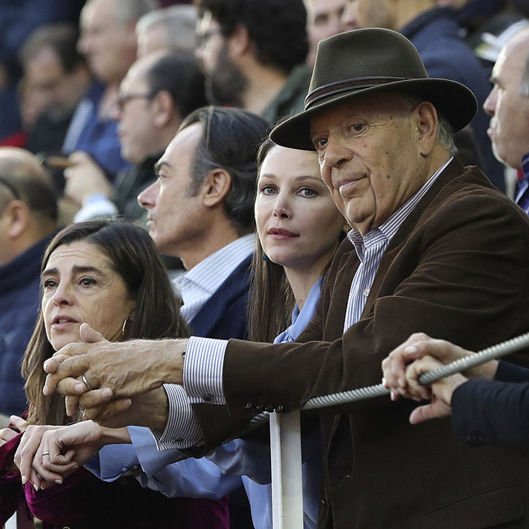 Disfrutando de los toros con su mujer, las últimas imágenes de Carlos Falcó antes de fallecer
