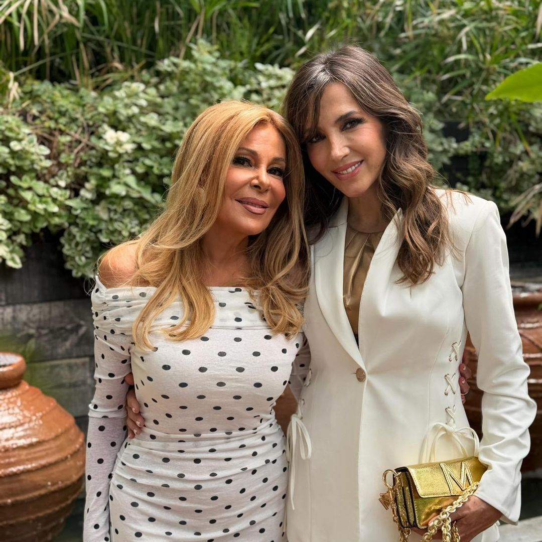 Así ha sido el bautizo de Javi, hijo de Javier García Obregón y Eugenia Gil, con Ana Obregón y Paloma Lago entre las invitadas