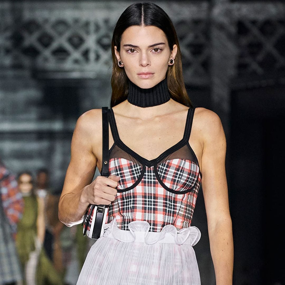 Ricardo Tisci rinde homenaje a los orígenes de Burberry con su colección 'Memorias'