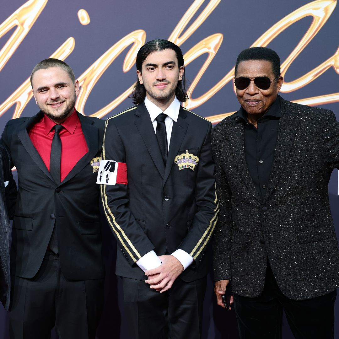 El emotivo regreso de Bigi, hijo de Michael Jackson, junto a su familia en Berlín