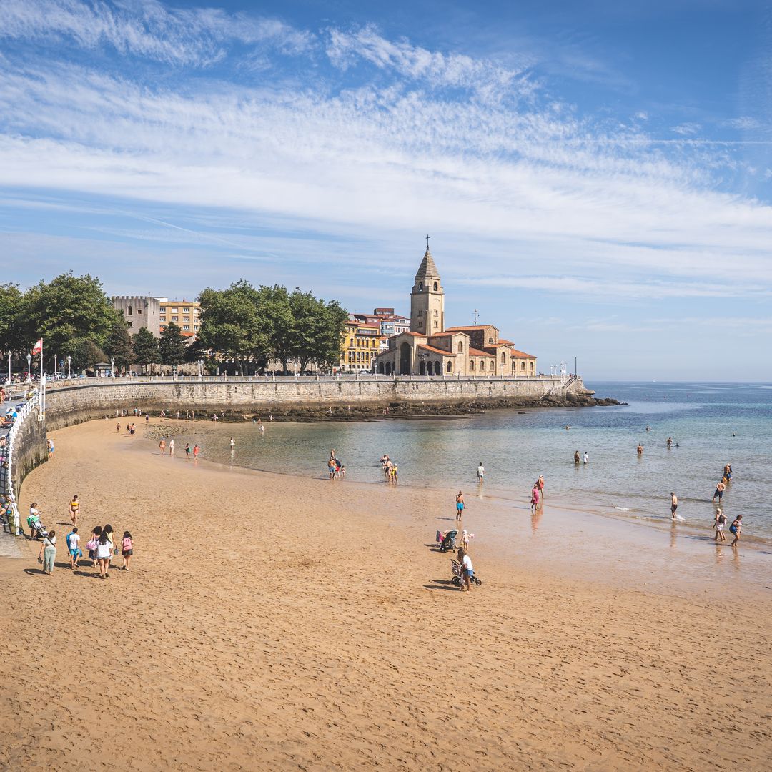 Playa de San Lorenzo, Gijón