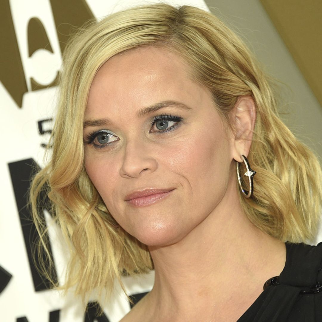 ¿De verdad es 'una rubia muy legal'? Así es realmente el color de pelo de Reese Witherspoon
