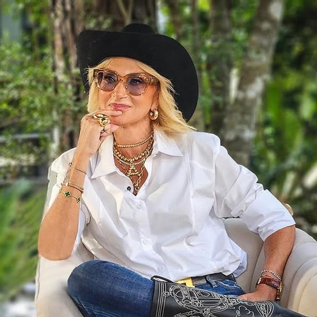 Adela Micha y Christian Nodal se dejan de seguir, ¿fue por la entrevista?