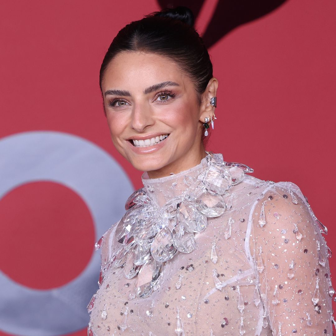 Aislinn Derbez se alista para despedir el 2025 con una aventura al otro lado del mundo