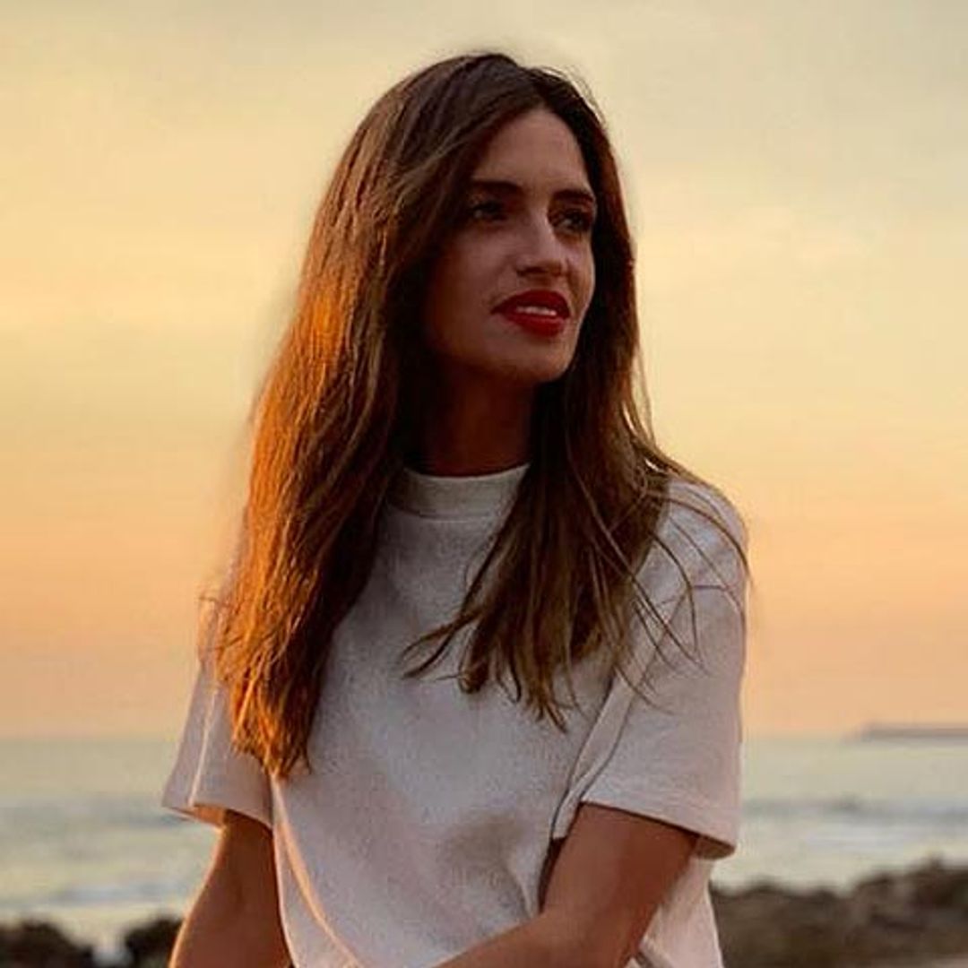Sara Carbonero recibe la noticia del infarto de Iker Casillas en España