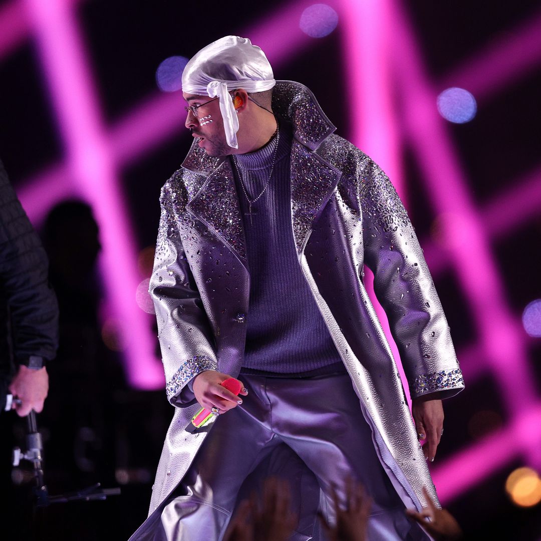 Esta no ha sido la primera actuación de Bad Bunny en la Super Bowl: así fue su debut rodeado de divas