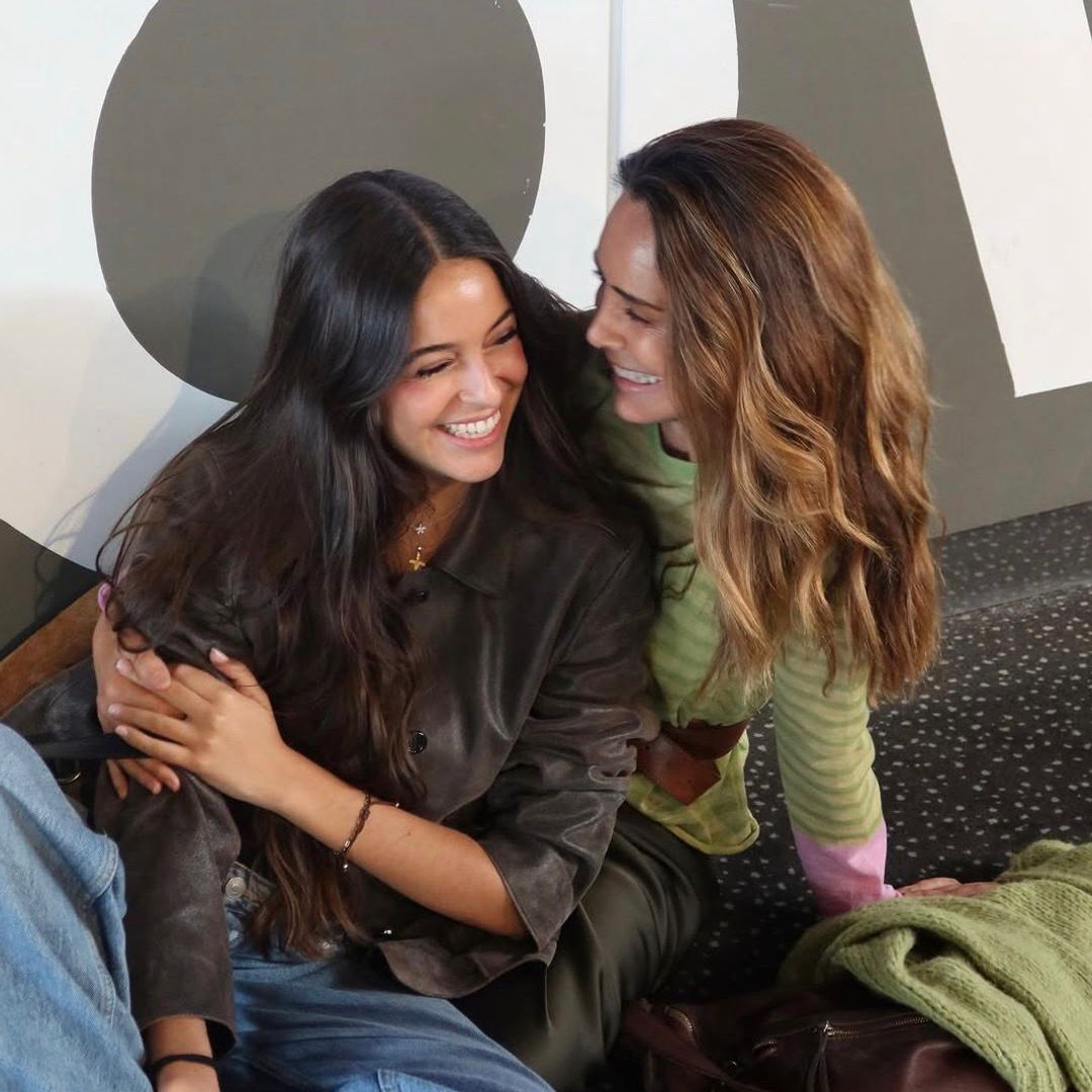 Una instantánea de Ana junto a Lydia, que tiene la misma sonrisa que su madre