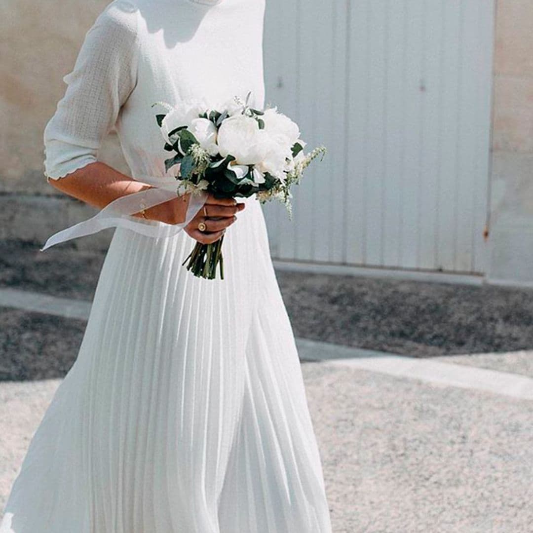 Estos preciosos vestidos harán que quieras casarte de corto