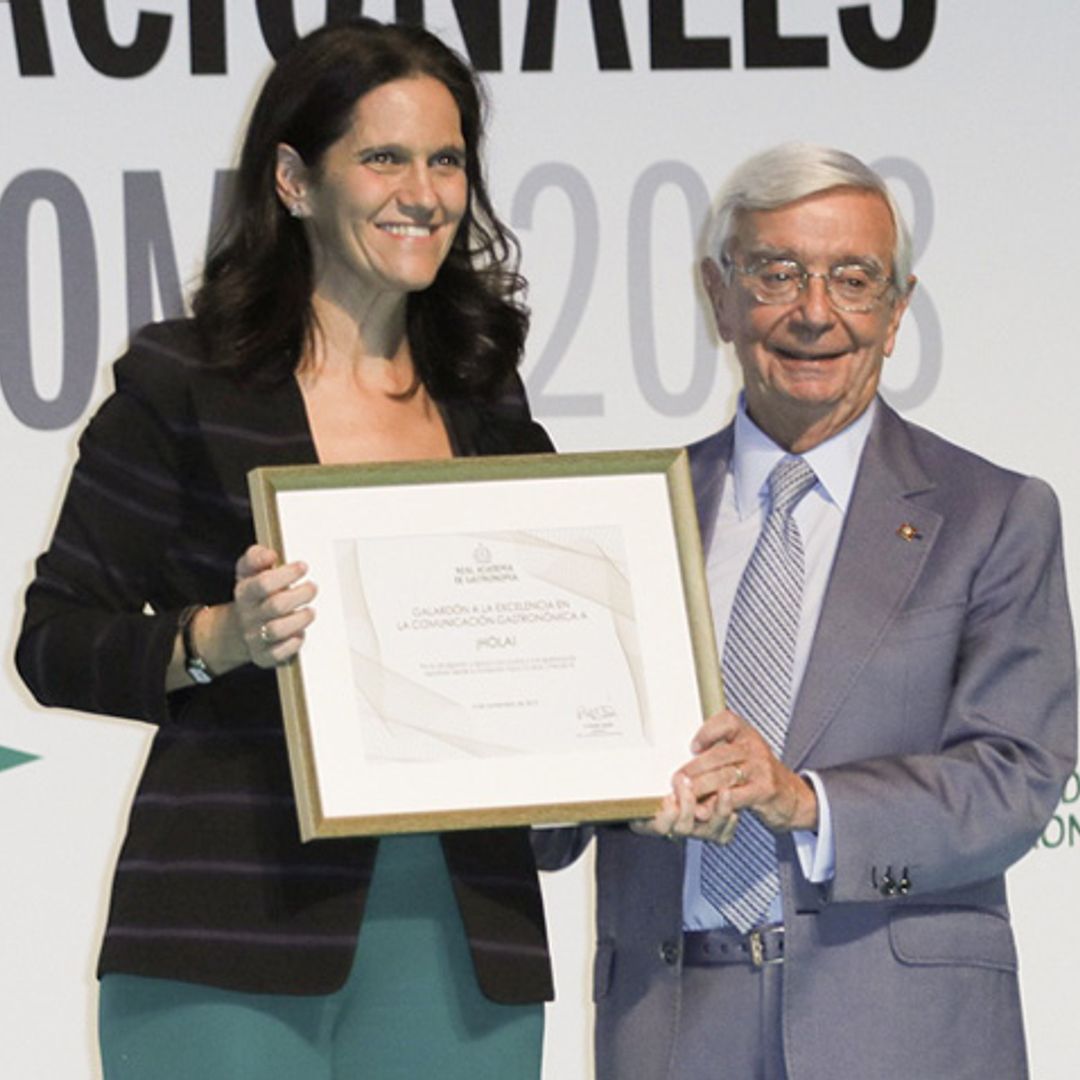 La Real Academia de Gastronomía premia a ¡HOLA! por su difusión de la cocina española