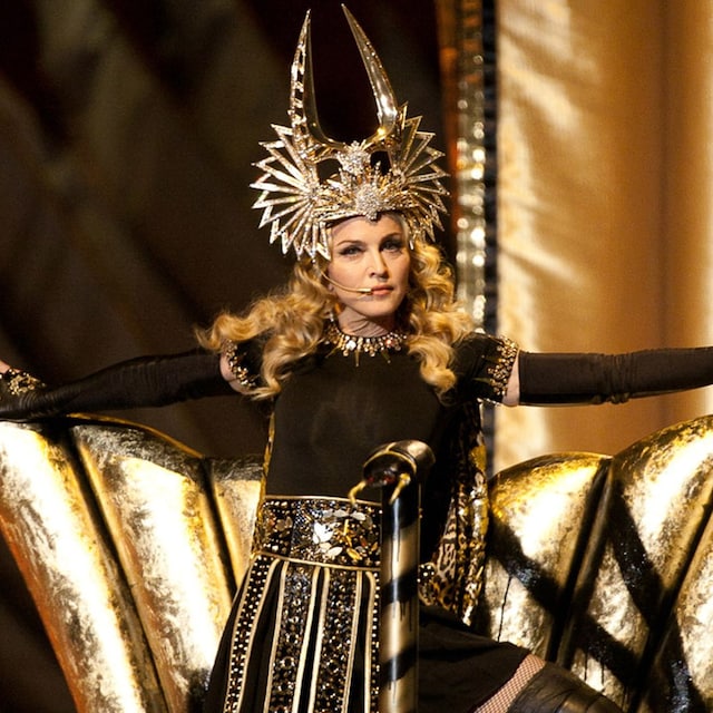 madonna superbowl look