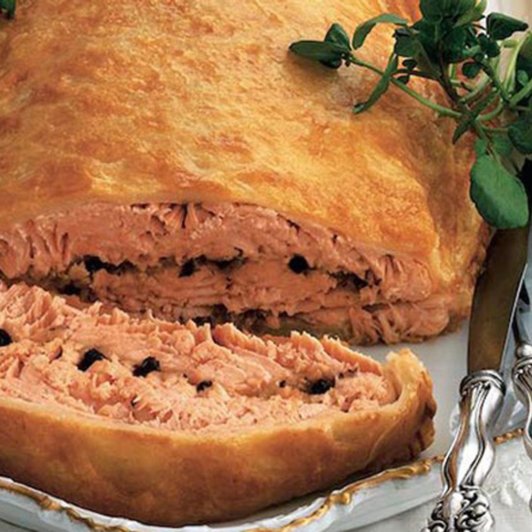 Hojaldre de salmón con pasas