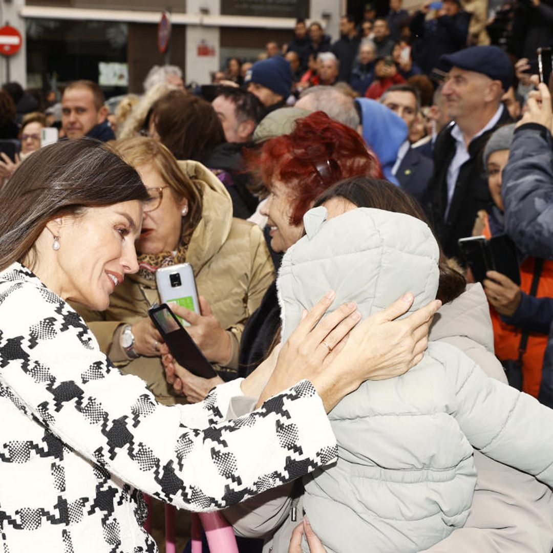 El cariñoso momento de doña Letizia con un bebé en Toledo