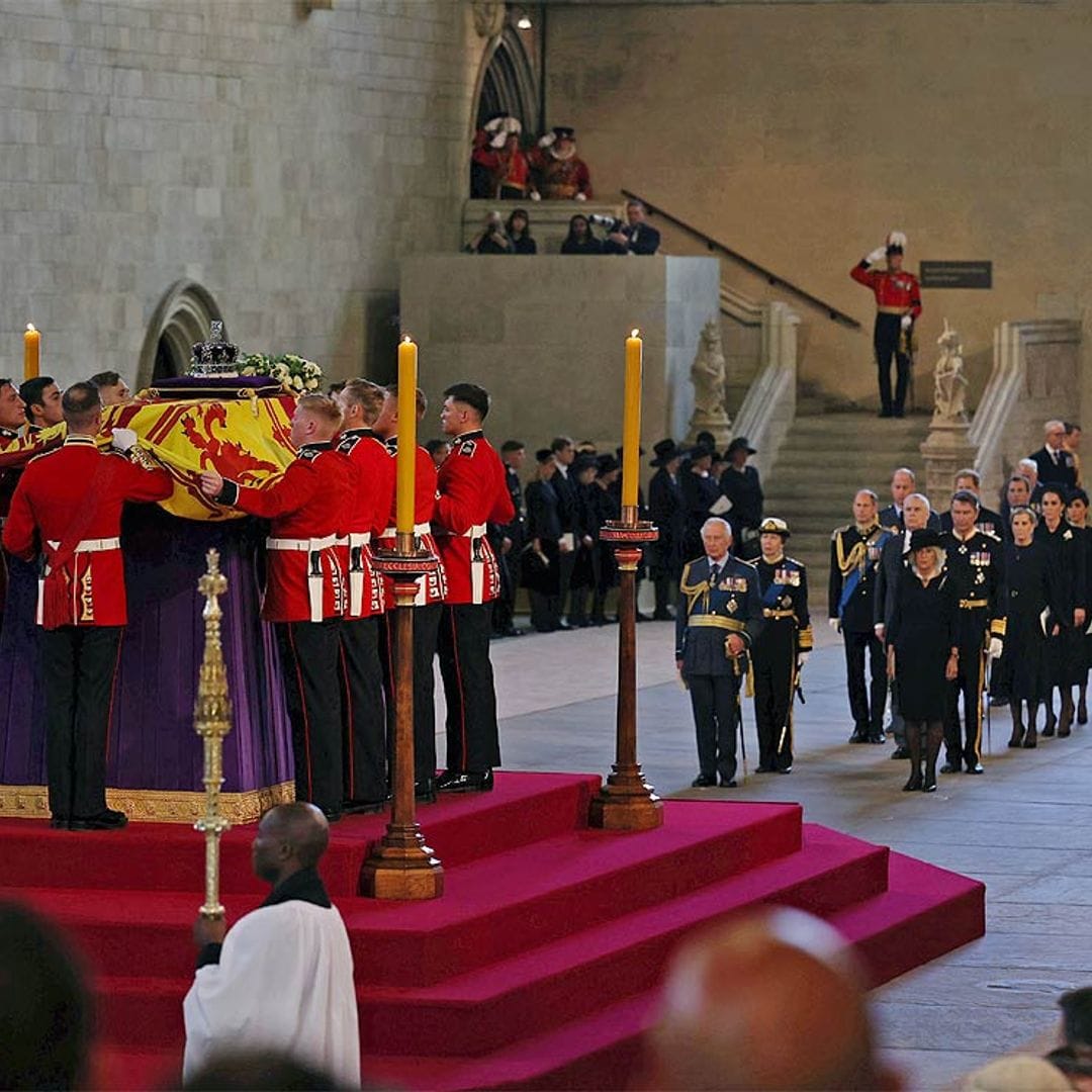 Así fue la solemne procesión del cortejo fúnebre del Palacio de Buckingham a Westminster Hall