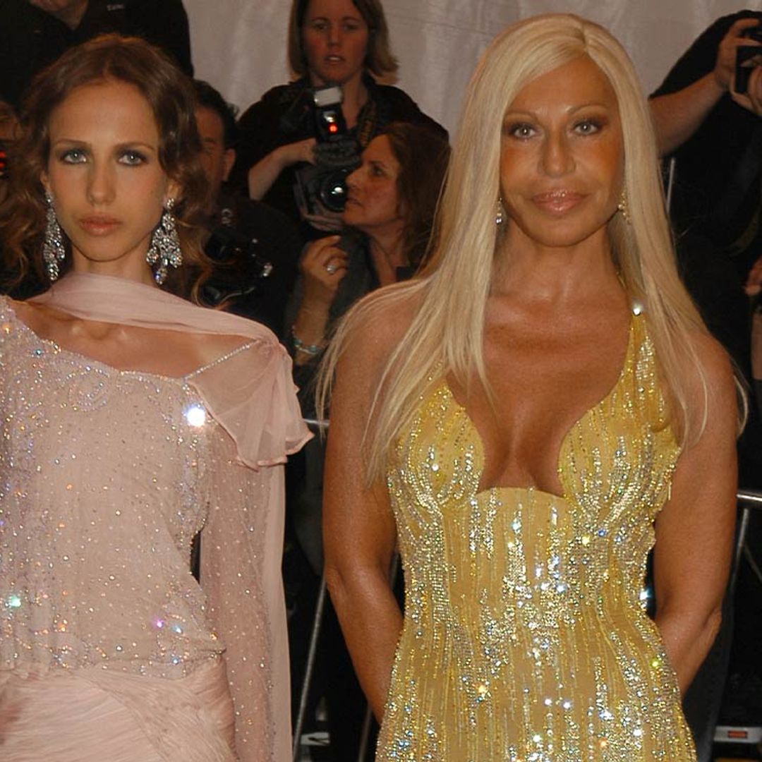 Allegra Versace, hija de Donatella, hereda el 50 % de la firma