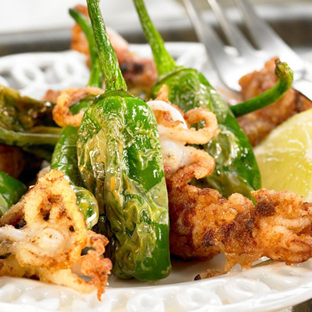 Chipirones con pimientos del Padrón