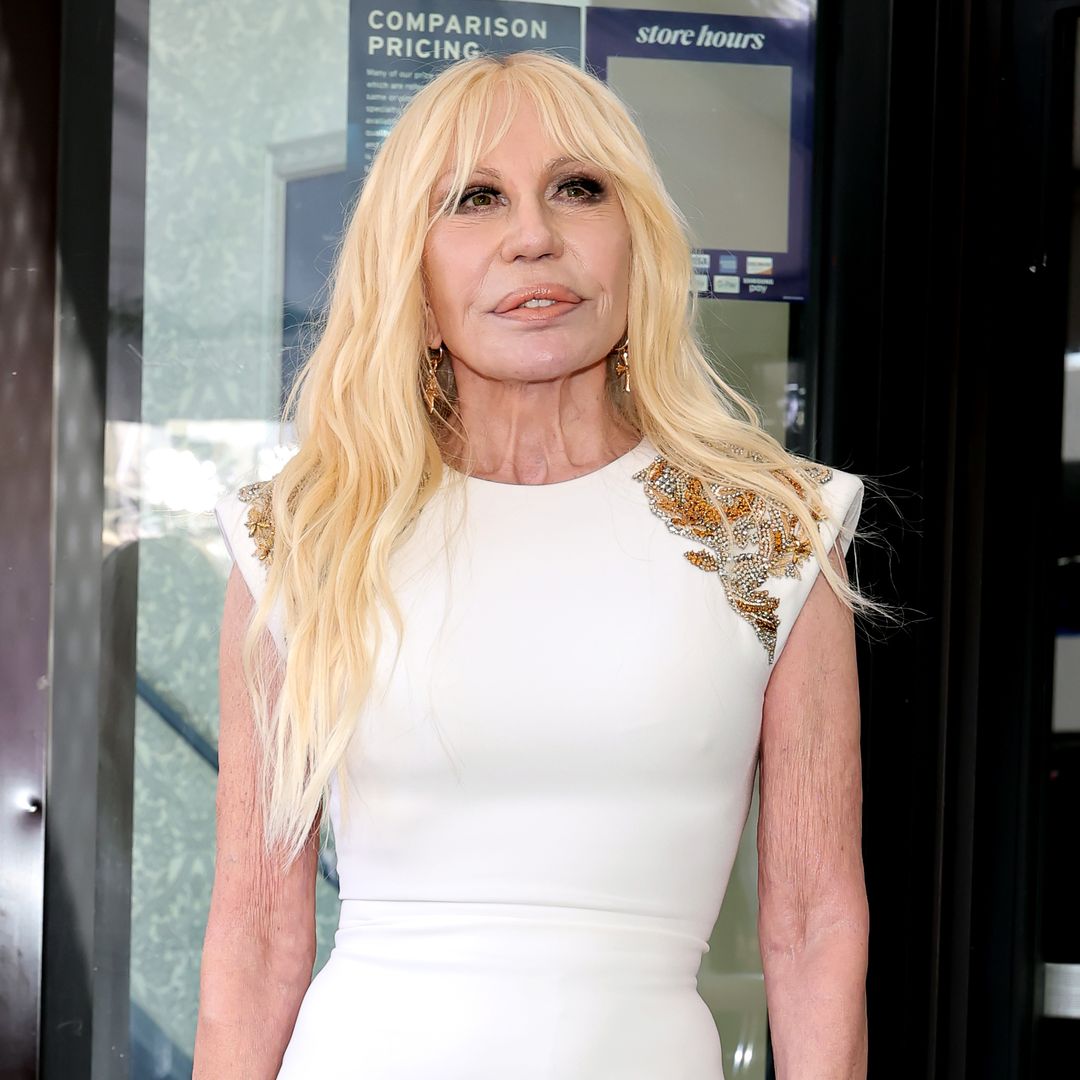 De Donatella Versace a Sarah Jessica Parker, las estrellas mundiales se despiden con dolor y tristeza de la artista: "Era única y será eterna"