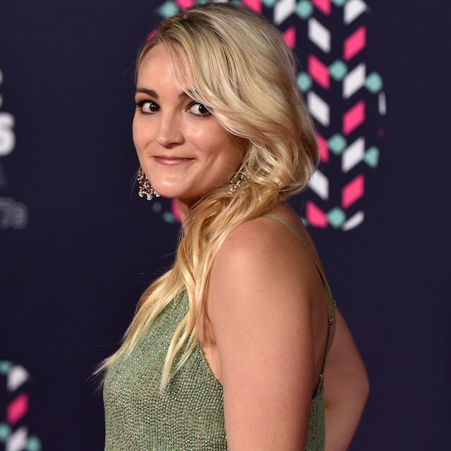Jamie Lynn Spears con top verde de rejilla
