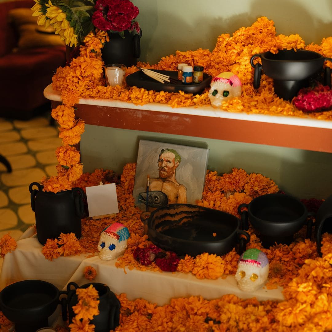 El Día de Muertos reinterpretado: así se ve el altar más artístico de la Ciudad de México