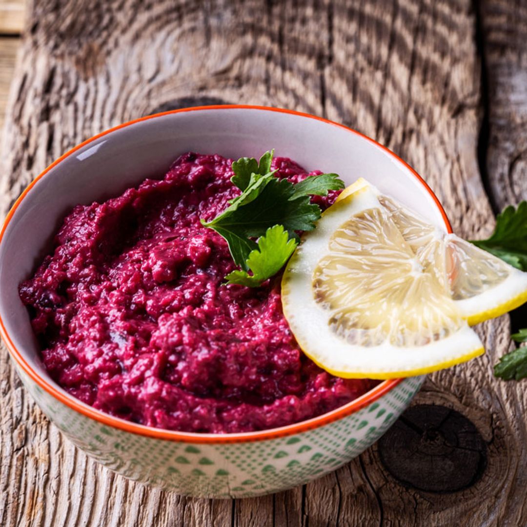Hummus de remolacha y rábano