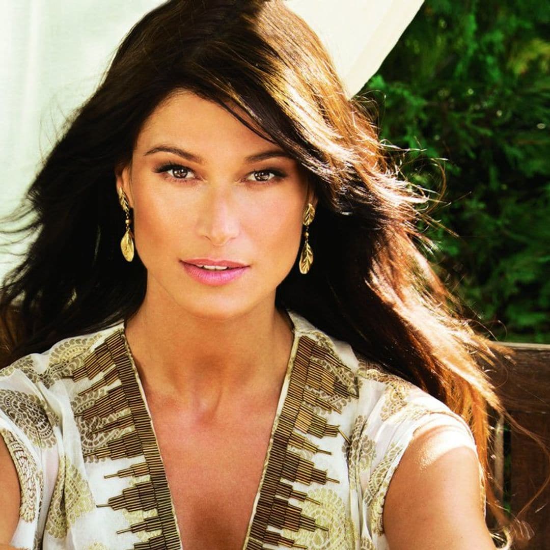 Sonia Ferrer, apasionado encuentro con su novio policía