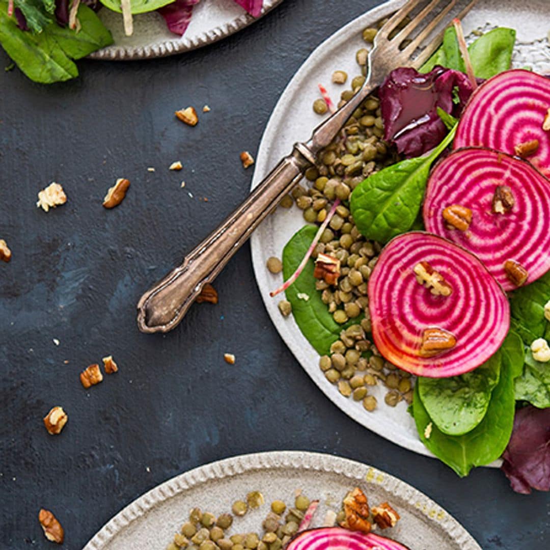 Ensalada de remolacha, lentejas y queso azul