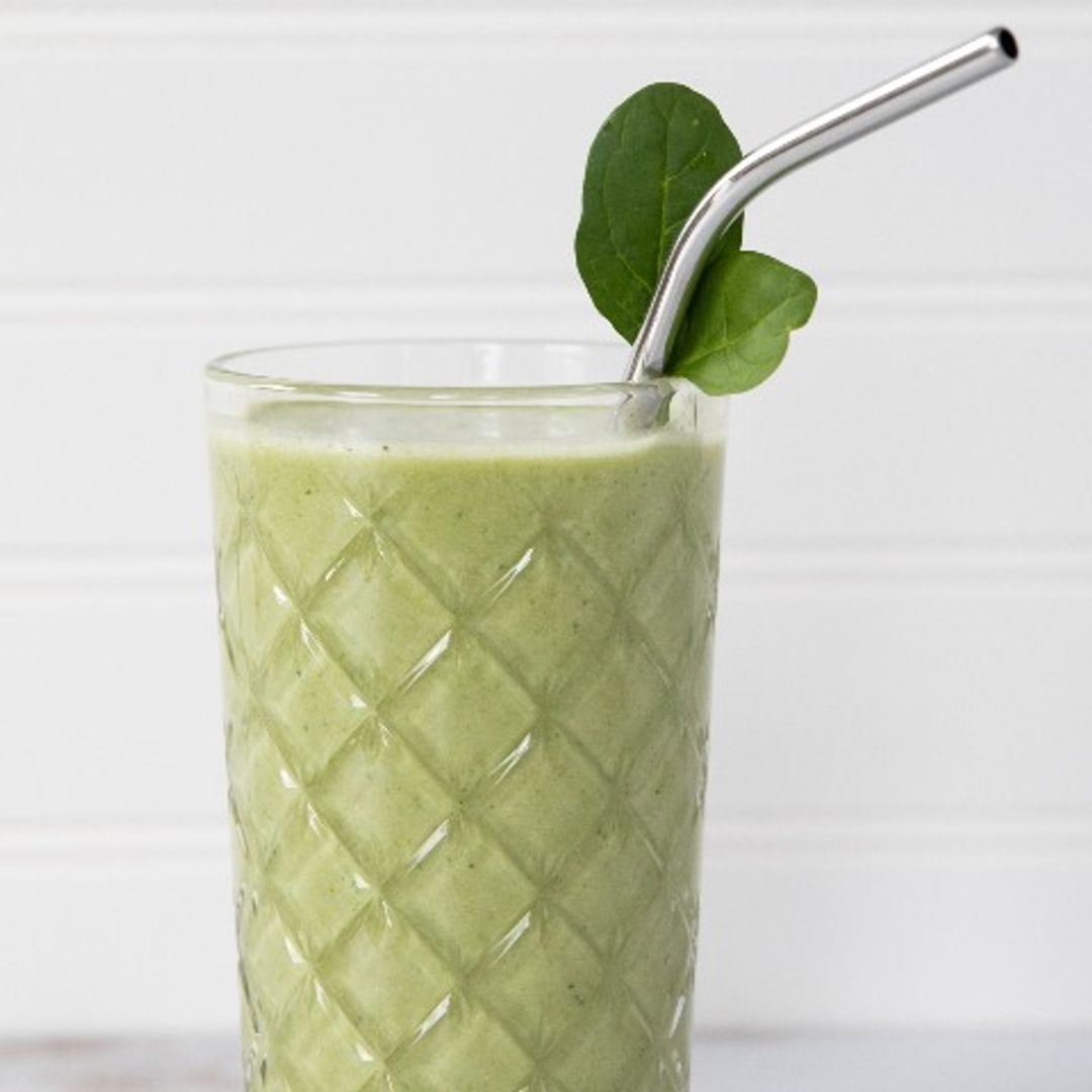 Smoothie de aguacate y almendras